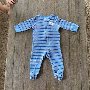 4/$10 Carter’s footie pajamas